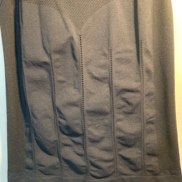 Fabletics Racerback Athletic Mesh Blk  Size Medium - Picture 11 of 13